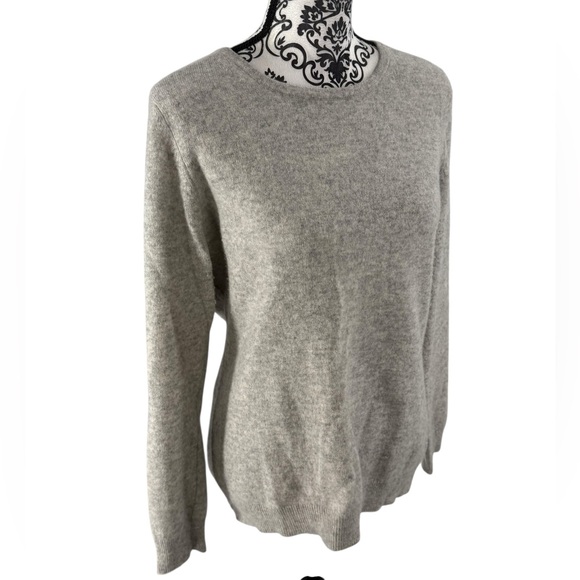 Charter Club 100% Cashmere Heather Gray Luxury Sweater XL Soft Classic Crewneck - Picture 2 of 12